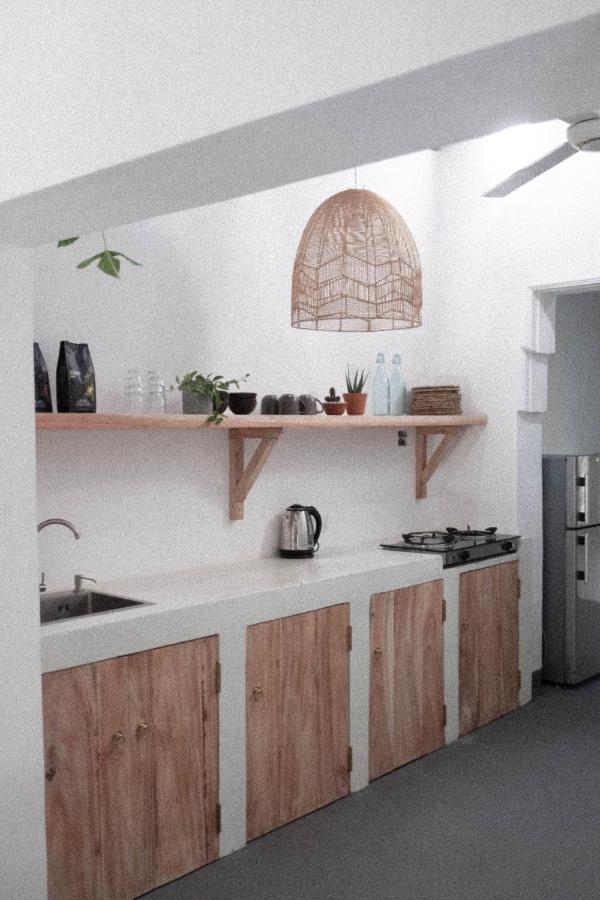 Clics Coliving & Coworking Hotel Dikwella Eksteriør billede