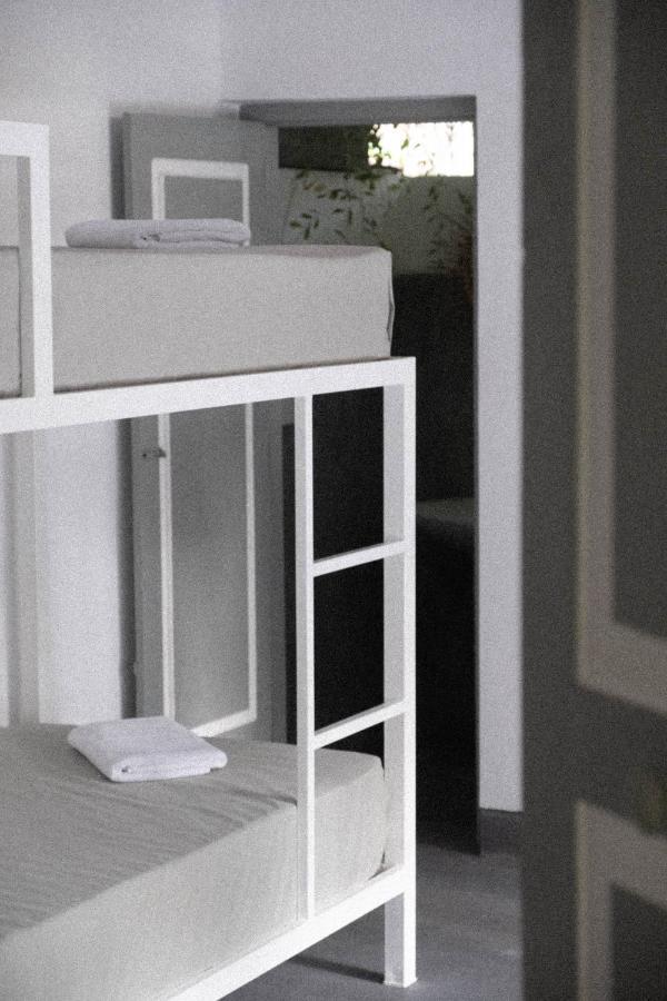Clics Coliving & Coworking Hotel Dikwella Eksteriør billede